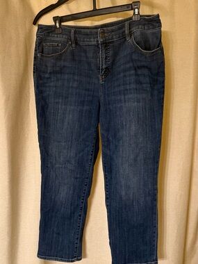 Chico's Dark Blue Cropped Stretch Jeans